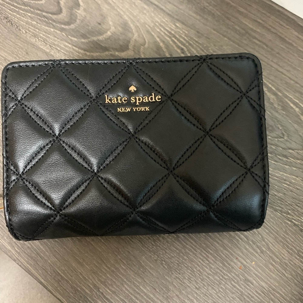 Kate Spade Natalia Bifold Wallet. Only used once.